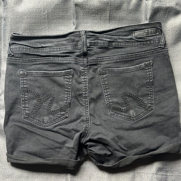 WALLFLOWER authentic denim shorts - Picture 4 of 4